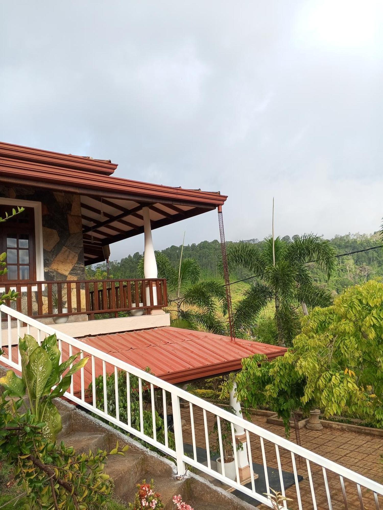H3 Hilltop Heaven Ella Exterior photo